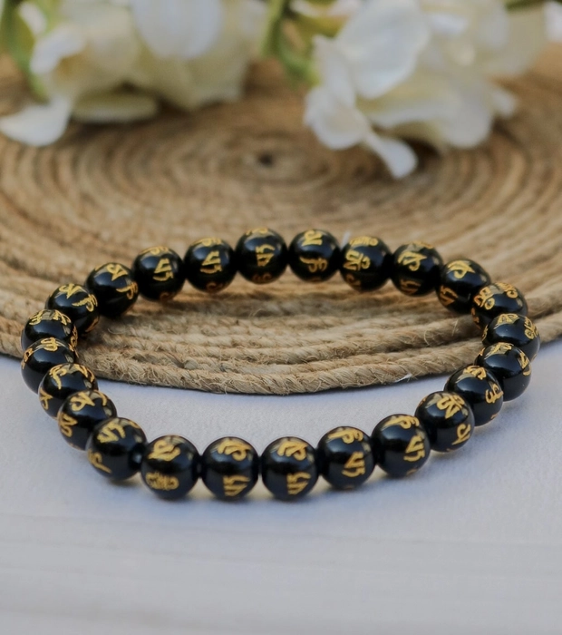 Om Mani Bracelet (8mm)
